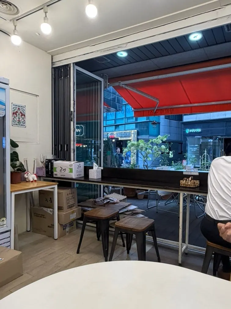 홀스김밥본점 매장 입구 쪽 모습