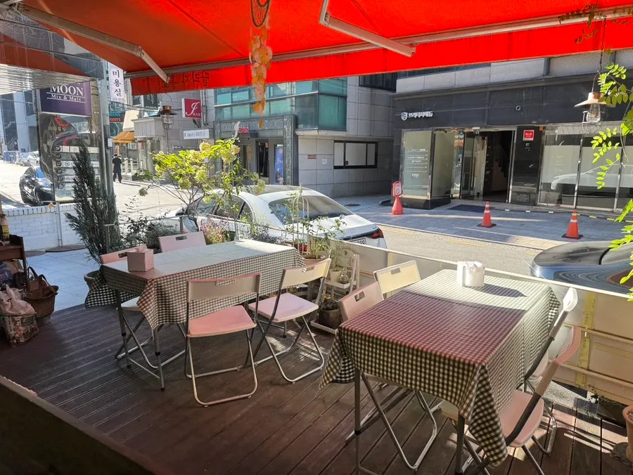 Terrace seating on one side of Halls Gimbap Main Branch