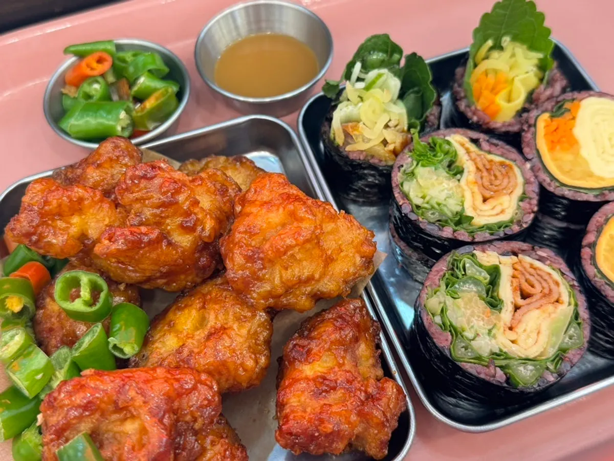 Crispy fried Halls dakgangjeong S