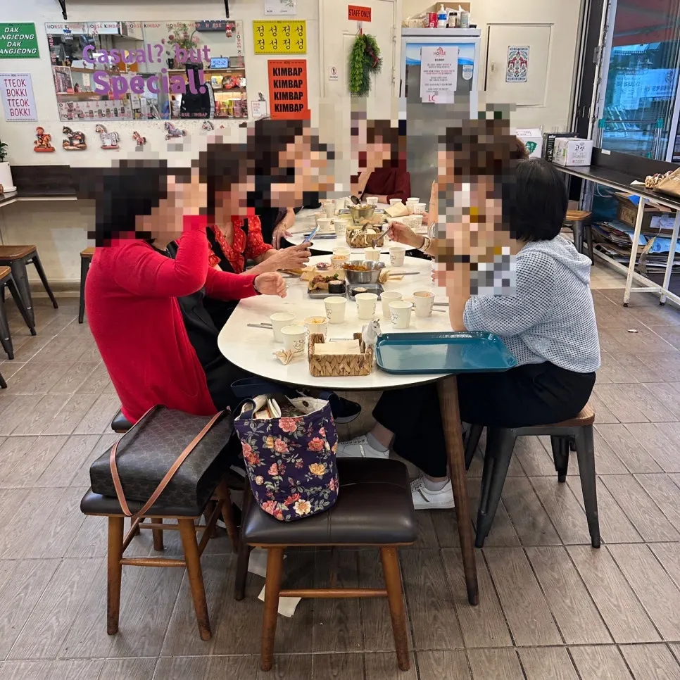 Central group table at Halls Gimbap