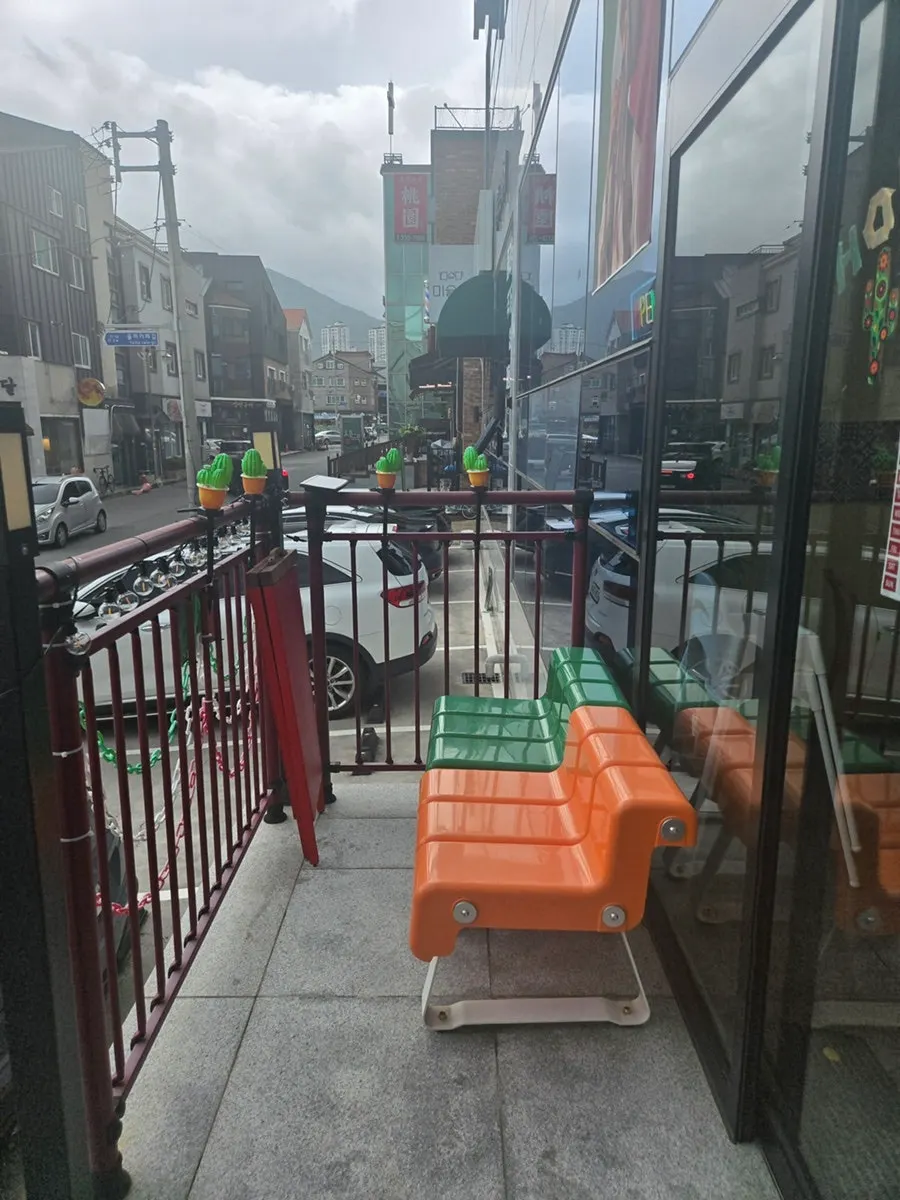 입구에 안내된 홀스타코 주요 메뉴