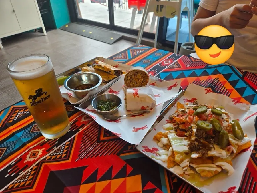 부리또 세트 한 상 차림