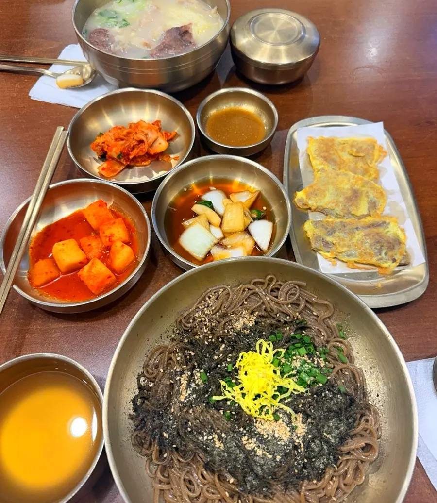 육전국밥 서교점 메뉴 클로즈업