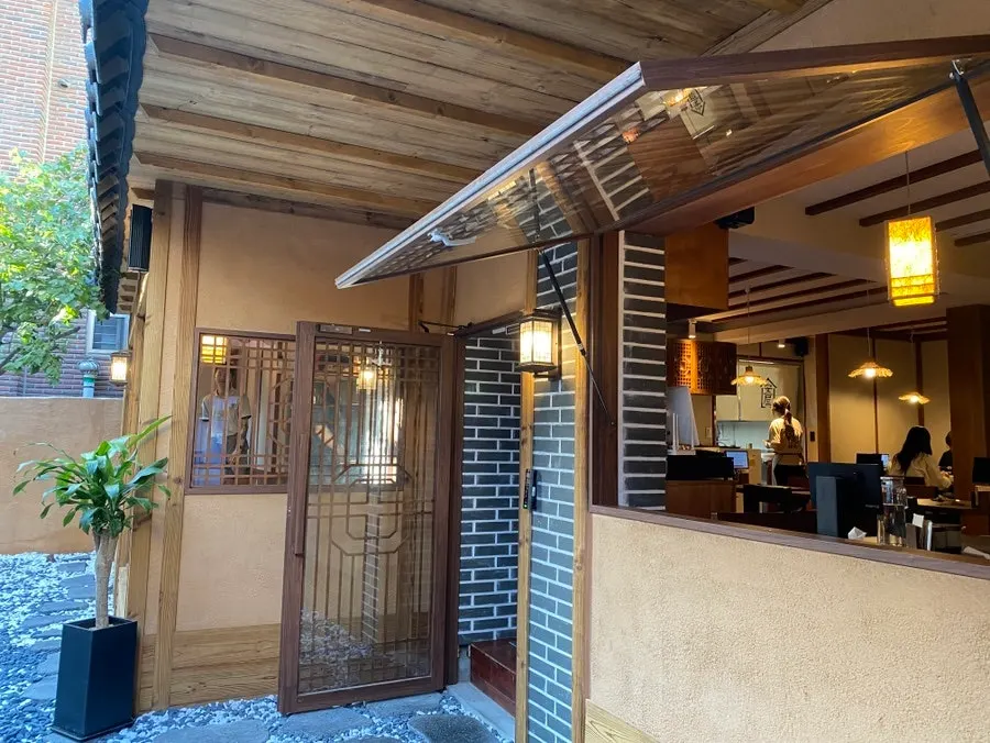 Anok's wooden floor, evoking a traditional Korean house