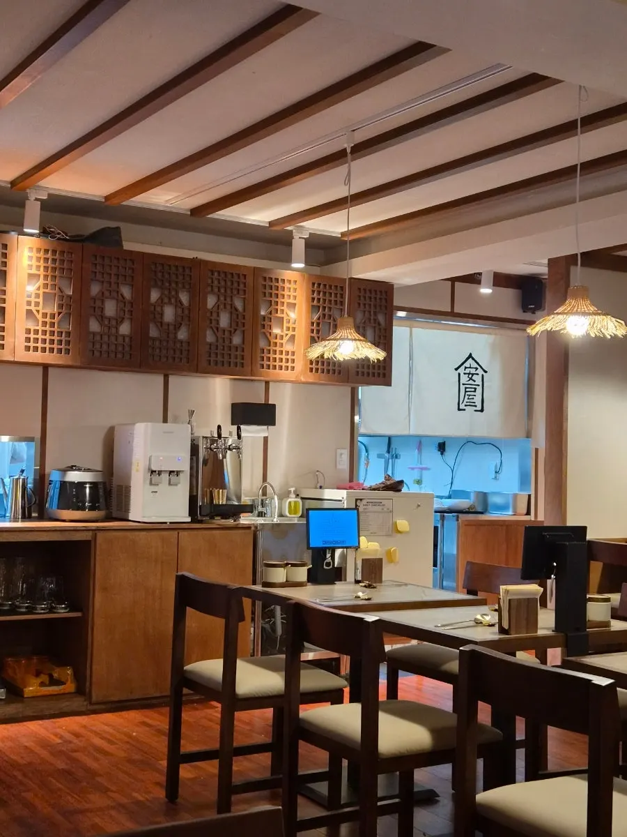 Hanok-style space at Anok, great for photos