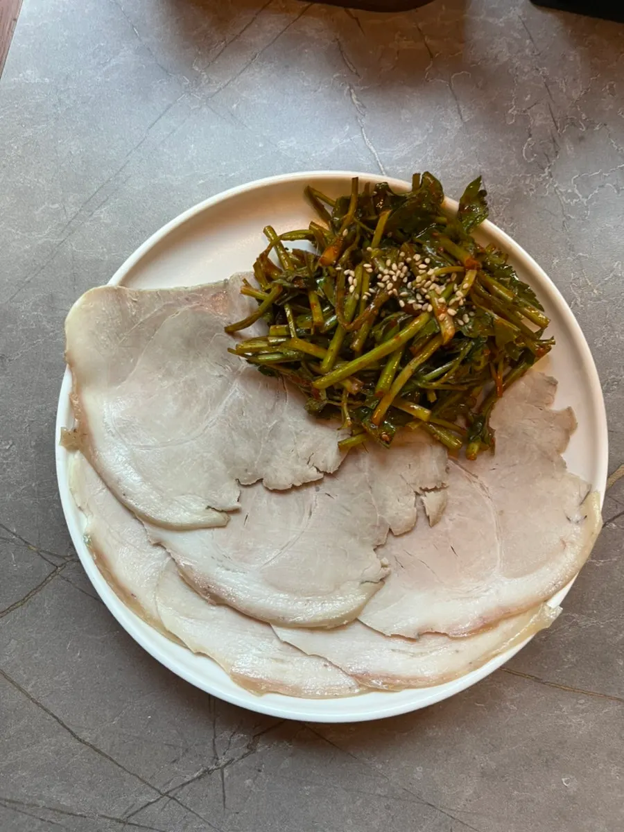 A single piece of Anok's cold pork