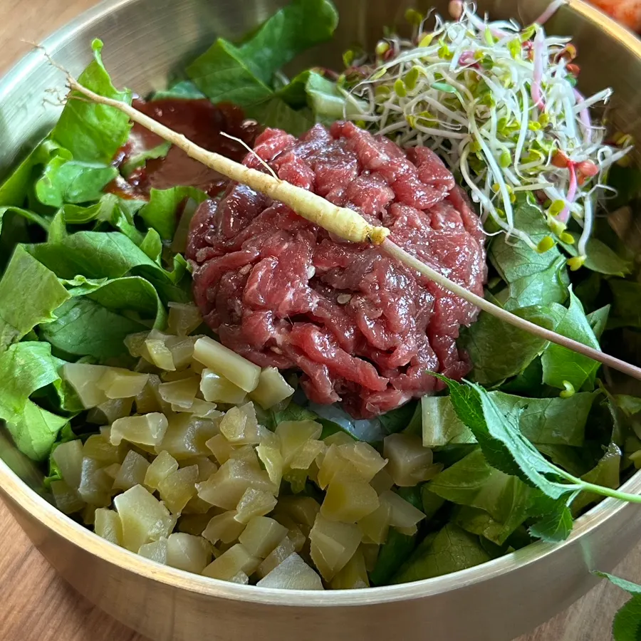 백리곰탕 한우 고추장 육회비빔밥