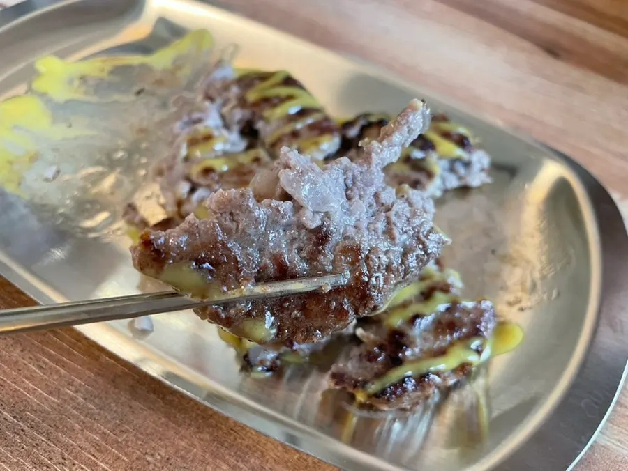 Tteokgalbi cut into bite-sized pieces