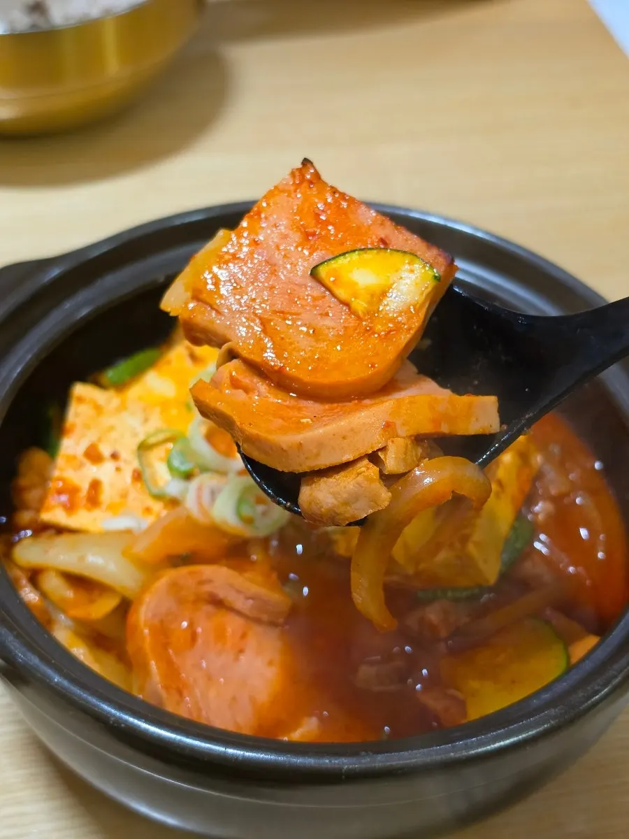 Pork pieces in the jjageuli