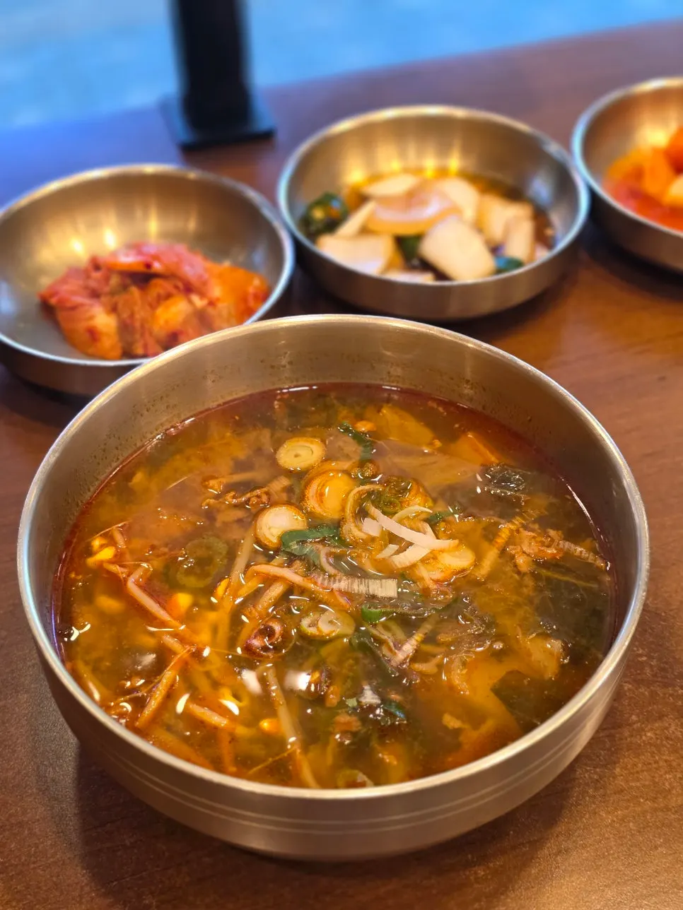 서교동 24시 식당 육전국밥 입구