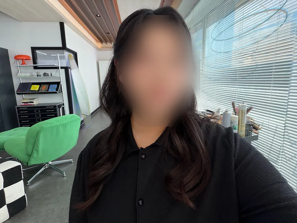 헤어 메이크업 완성 후 정면 모습