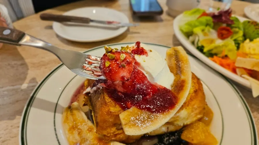 A brunch menu that felt light and comfortable