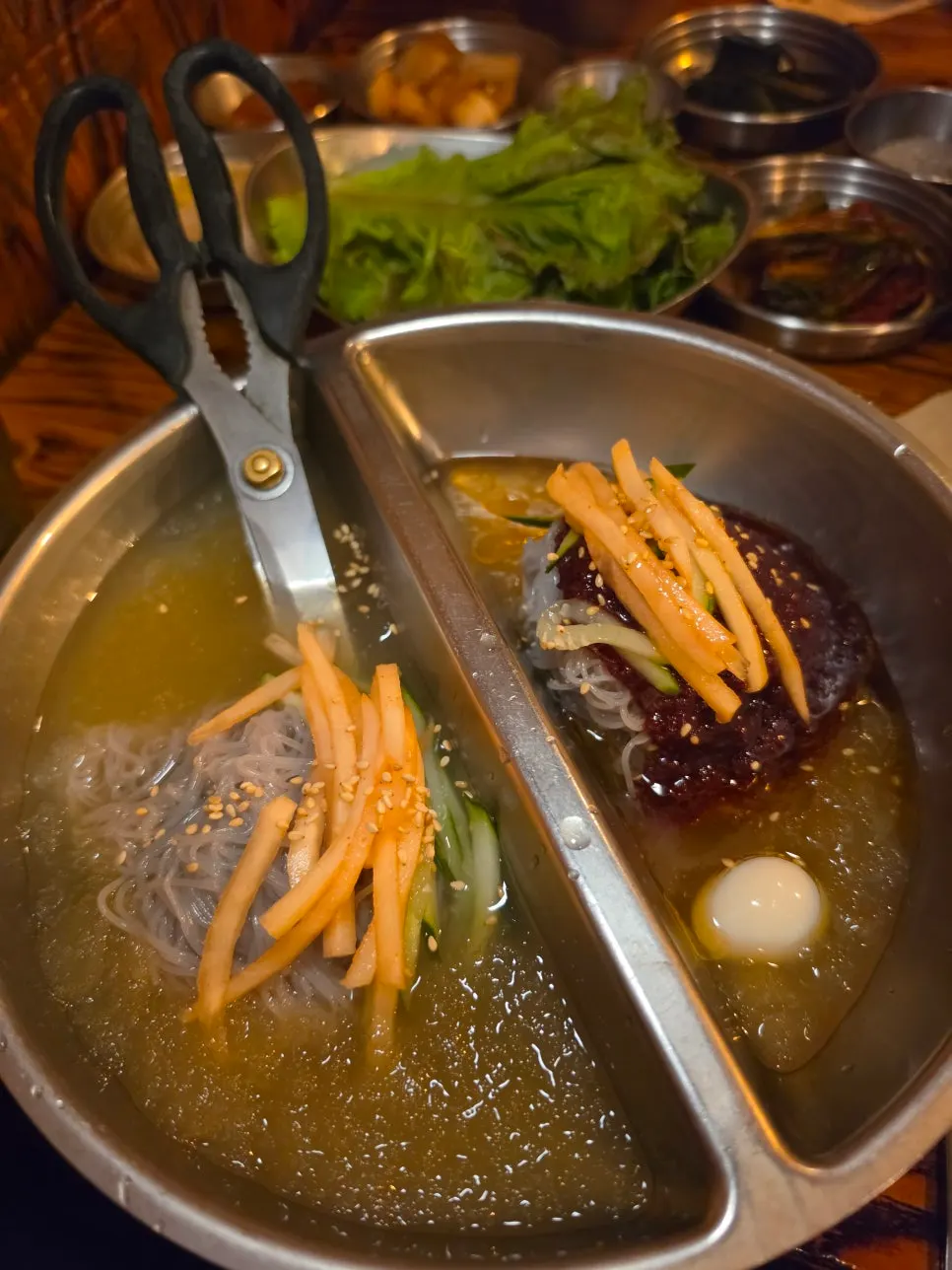 Half-and-half mul naengmyeon and bibim naengmyeon