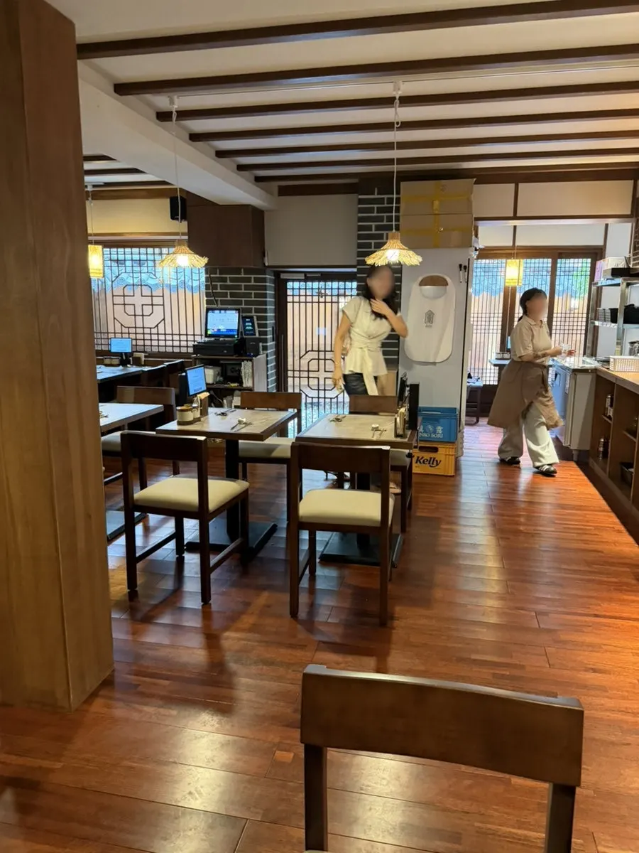 Anokの韓屋雰囲気の店内写真