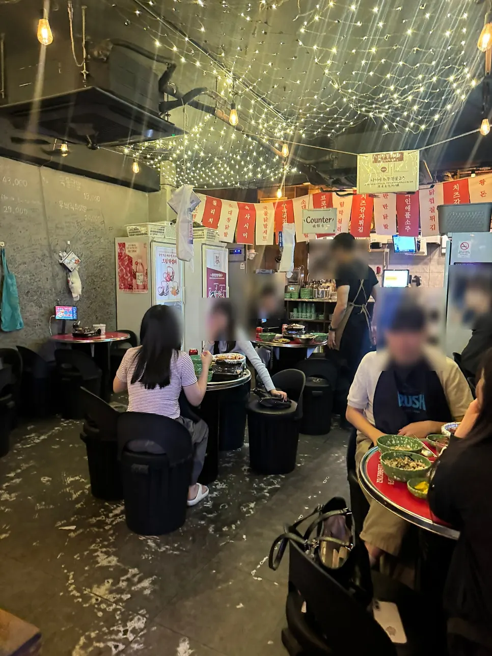Tables with comfortable spacing inside the restaurant