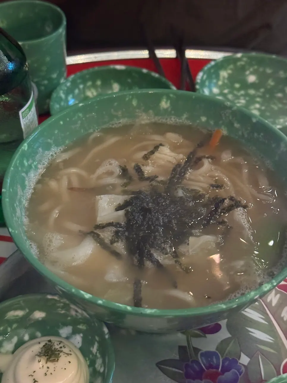 Tuna rice balls included in the full-table set