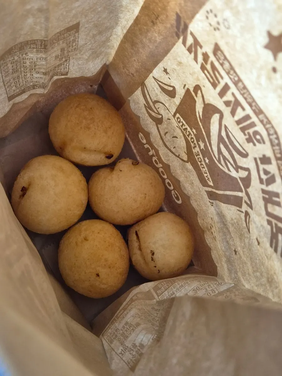 Mozza Cheese Balls spilling out