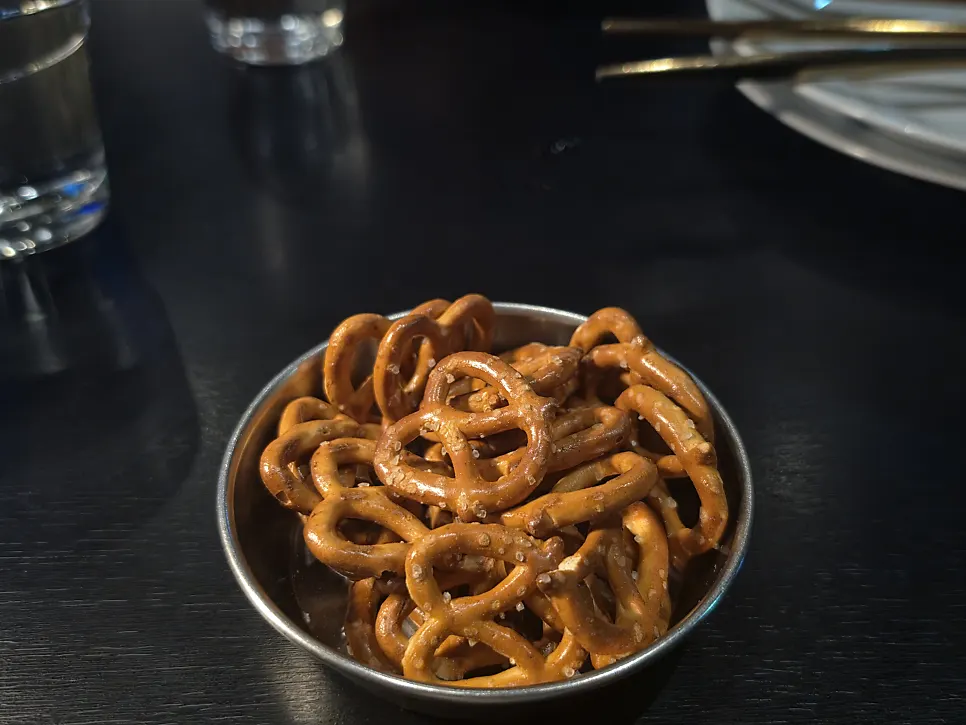 Pretzel snacks served as the default side dish