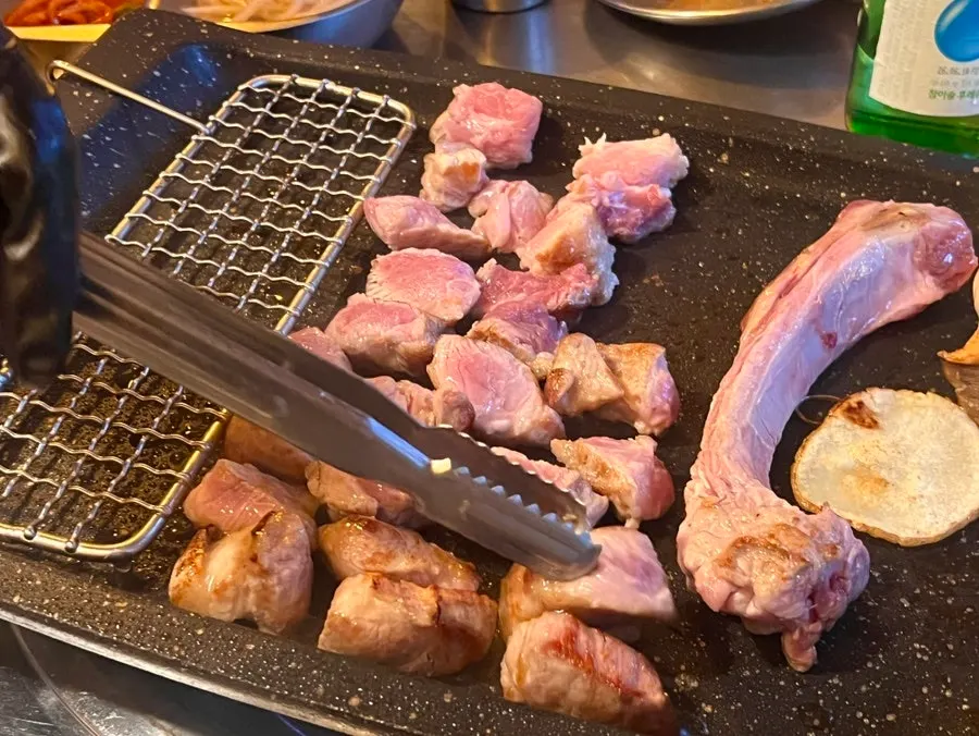 통통한 한돈 목살 생고기