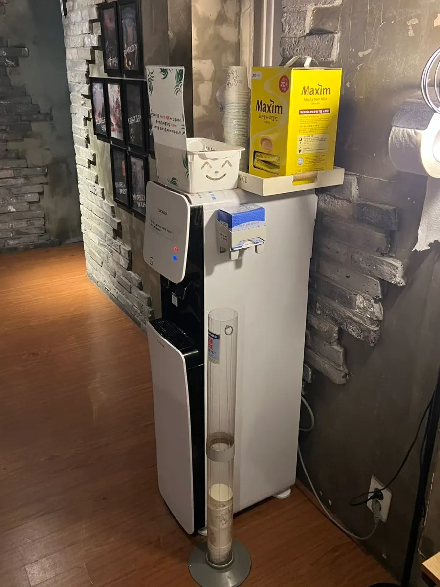 Luggage storage space at Cube Escape Hongdae Branch