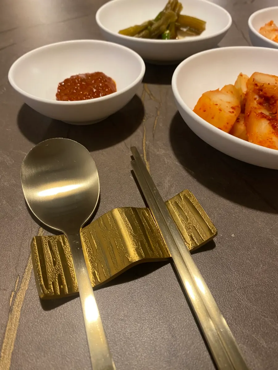 Seasoning sauce for meat and broth