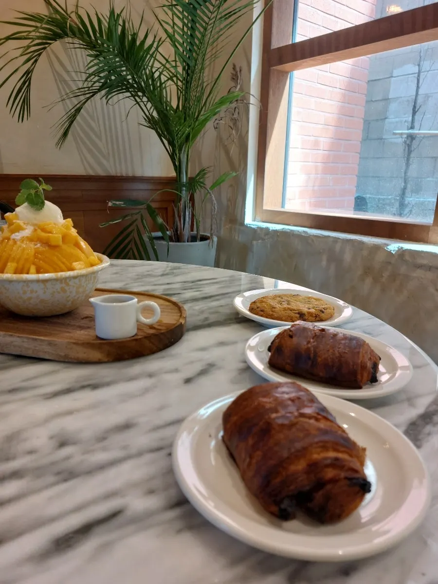 Chocolate chip cookie and pain au chocolat