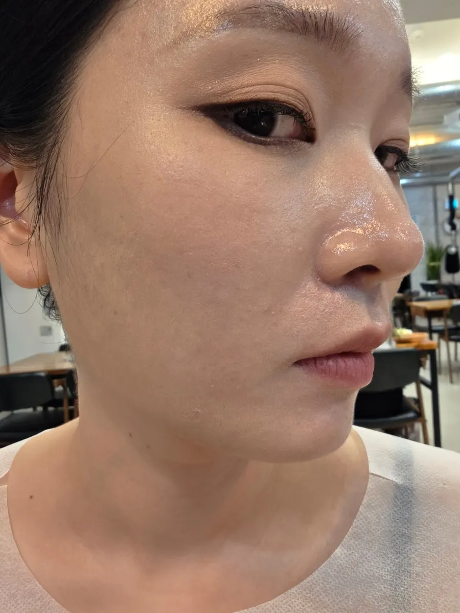 Base makeup's lasting power 12 hours later