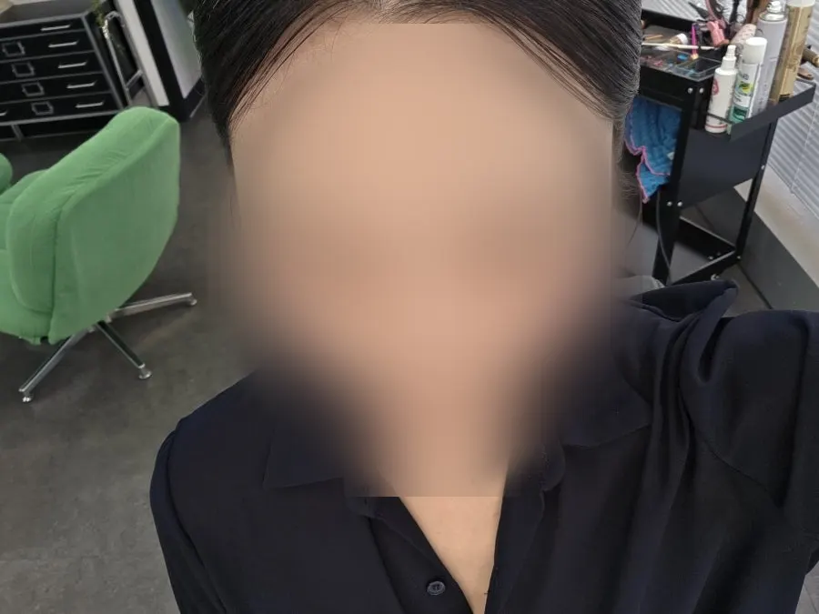 Eyebrows shaped to even symmetry