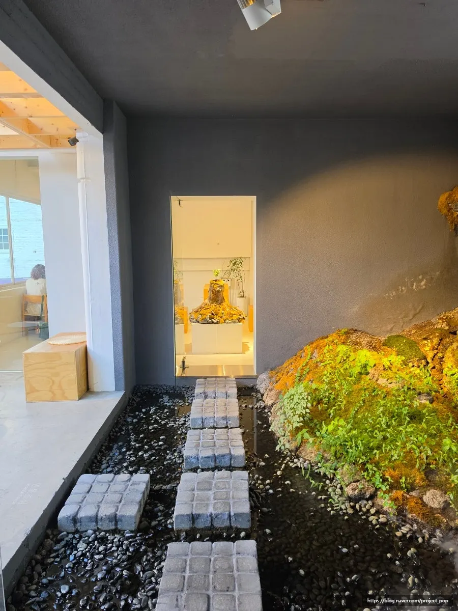 Atmospheric styling in the Rest and Sprout seasonal space