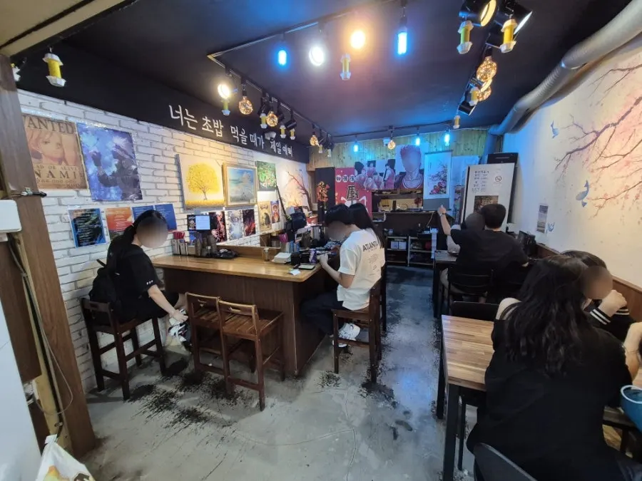 弘大深益上寿司店铺外观