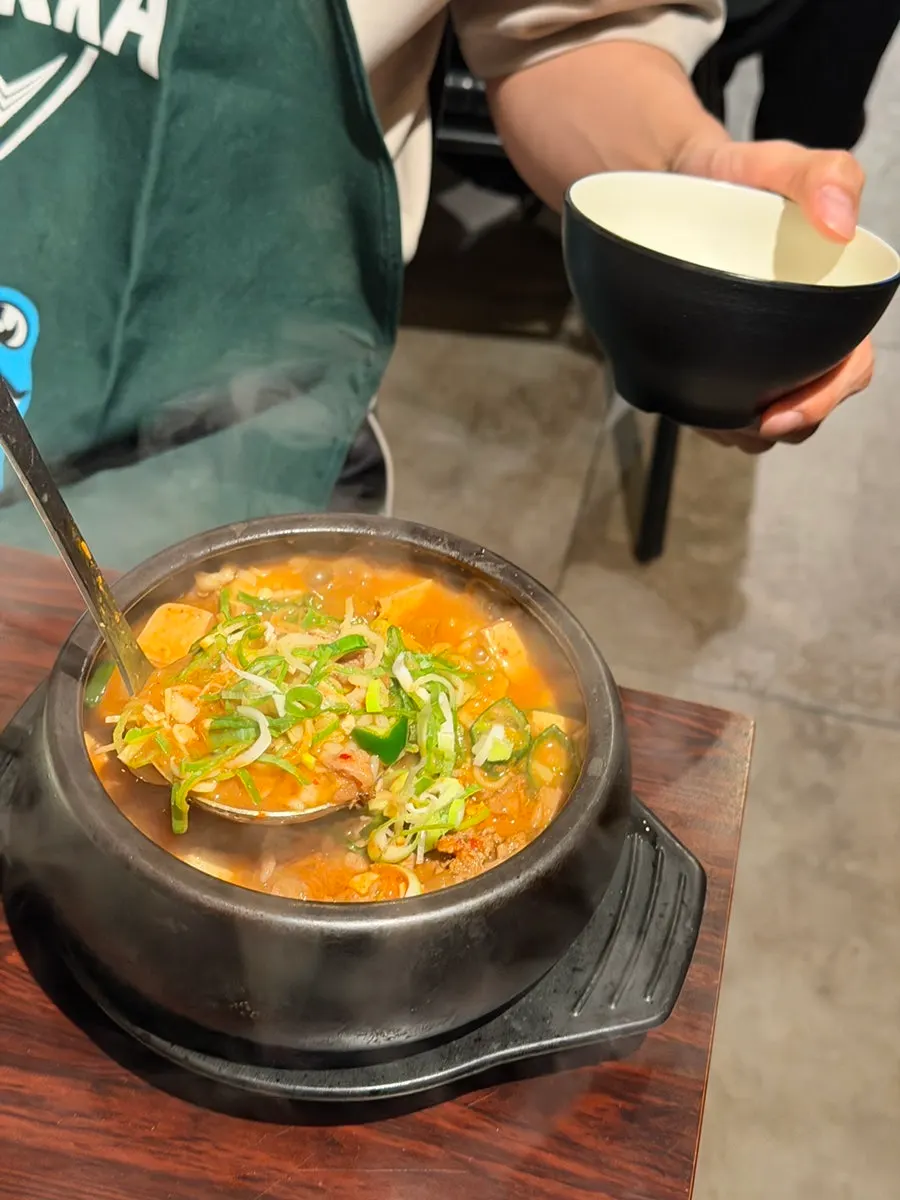 A bowl of Gogi Salon's chadol doenjang sulbap