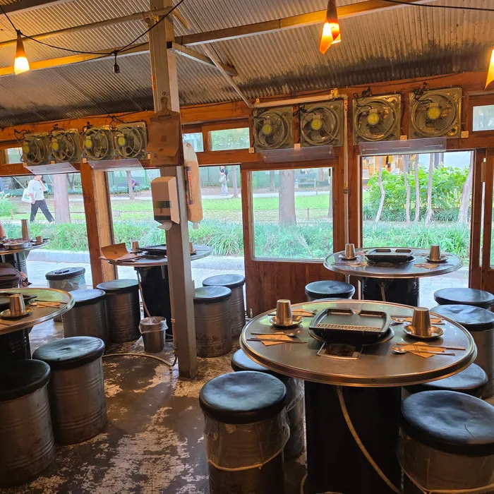 The restaurant well past lunchtime