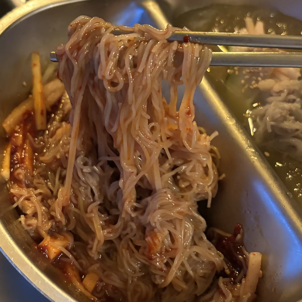 마무리로 주문한 반반냉면