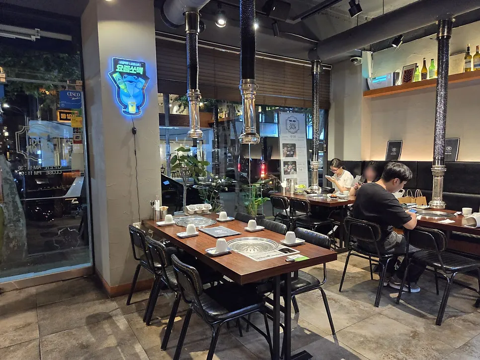 肉沙龍桌面擺設