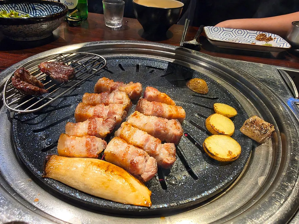 與肉品一起上桌的湯品套餐