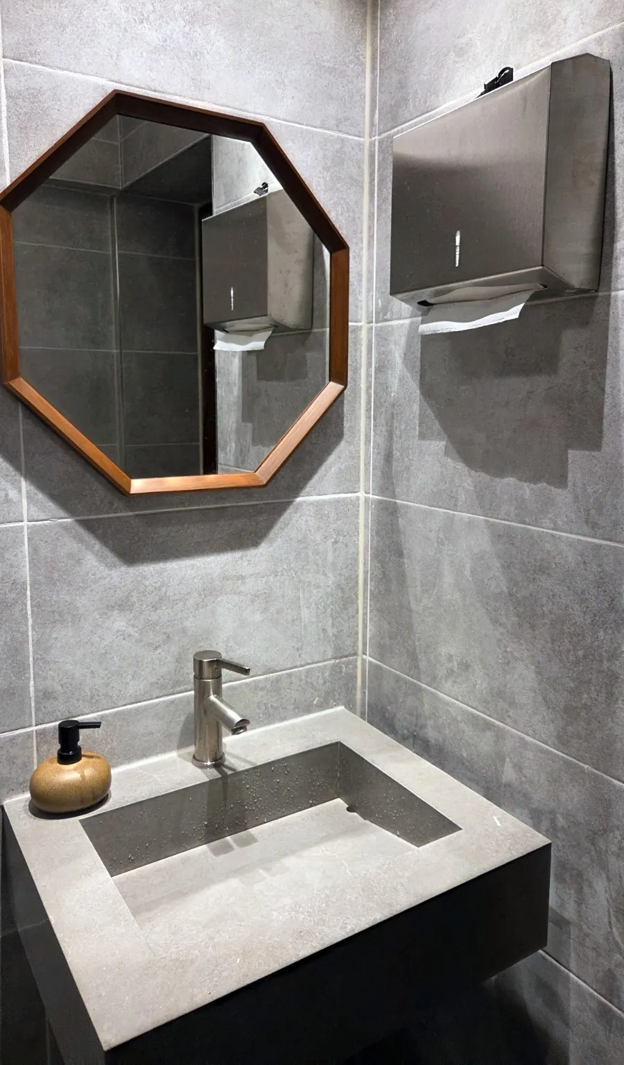 Clean interior of the Anok restroom