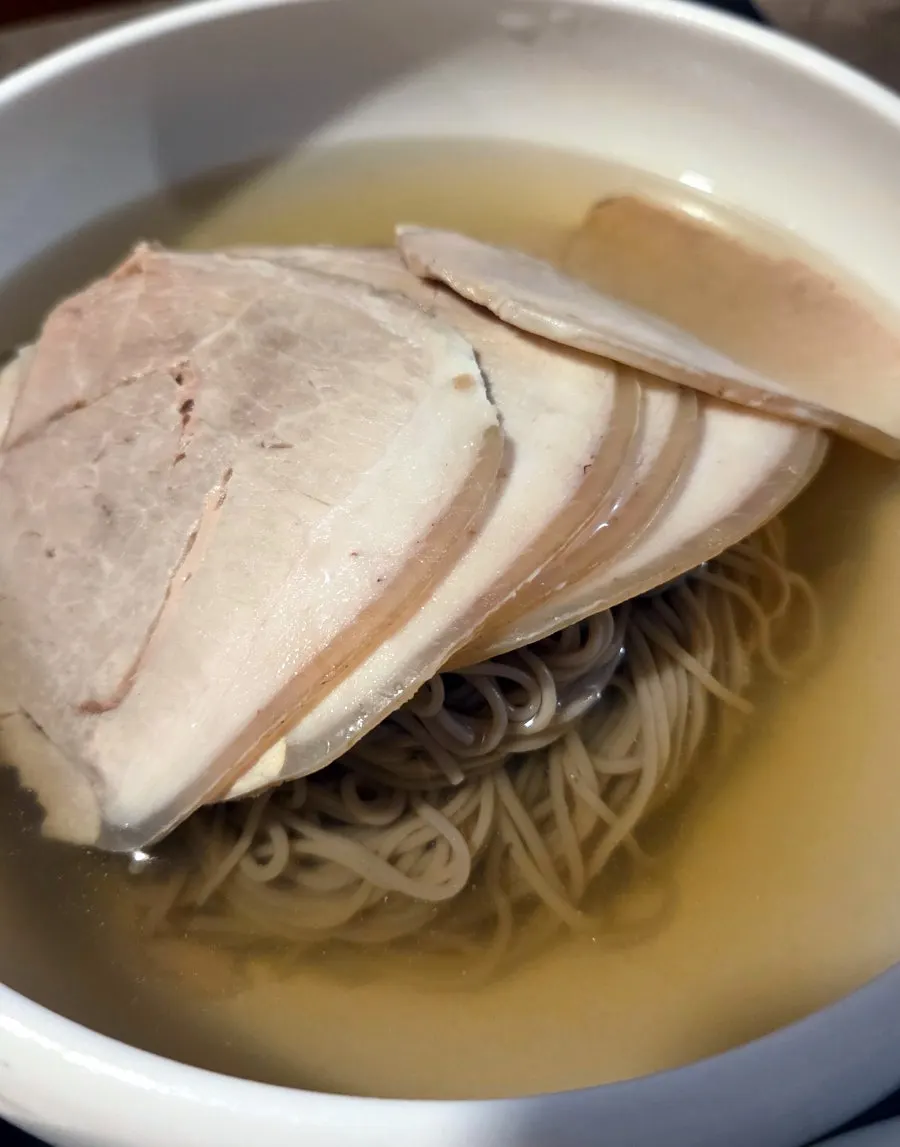 Pyongyang mul naengmyeon and soju