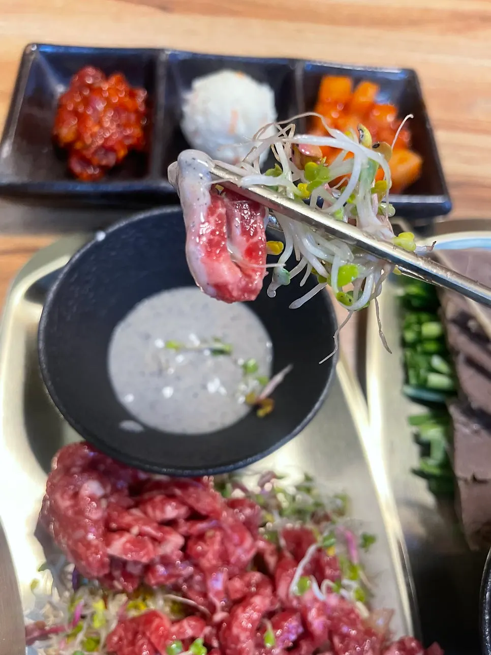 新鲜生拌牛肉菜单
