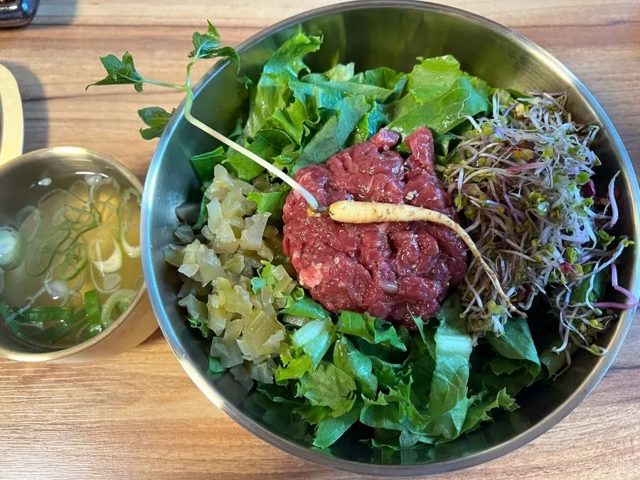 Korean beef soy yukhoe bibimbap