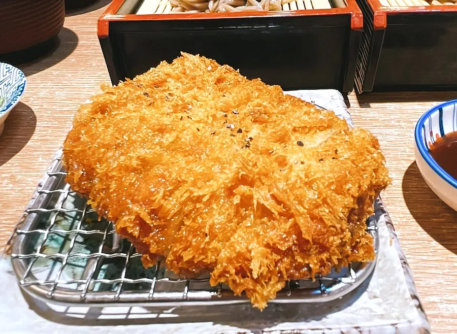 Katsu served alongside the cold soba set