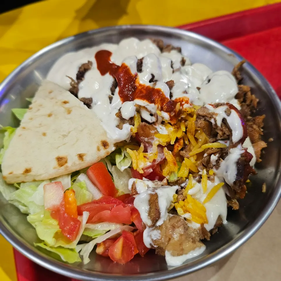 Combo platter with lamb and beef served together