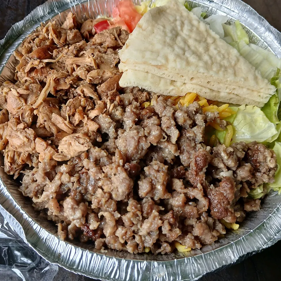 Combo Platter topped with chicken and gyro