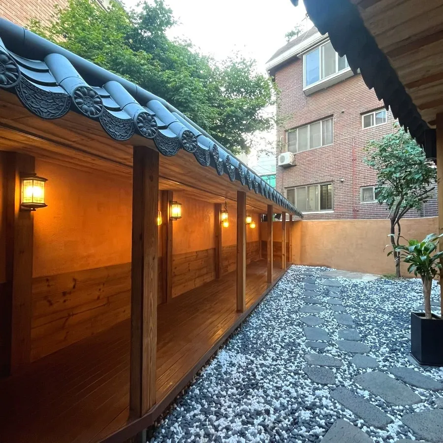 Hanok-style exterior of Anok