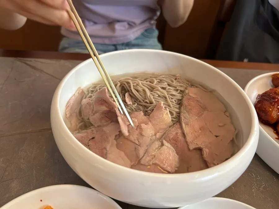 Pyongyang naengmyeon loaded with meat