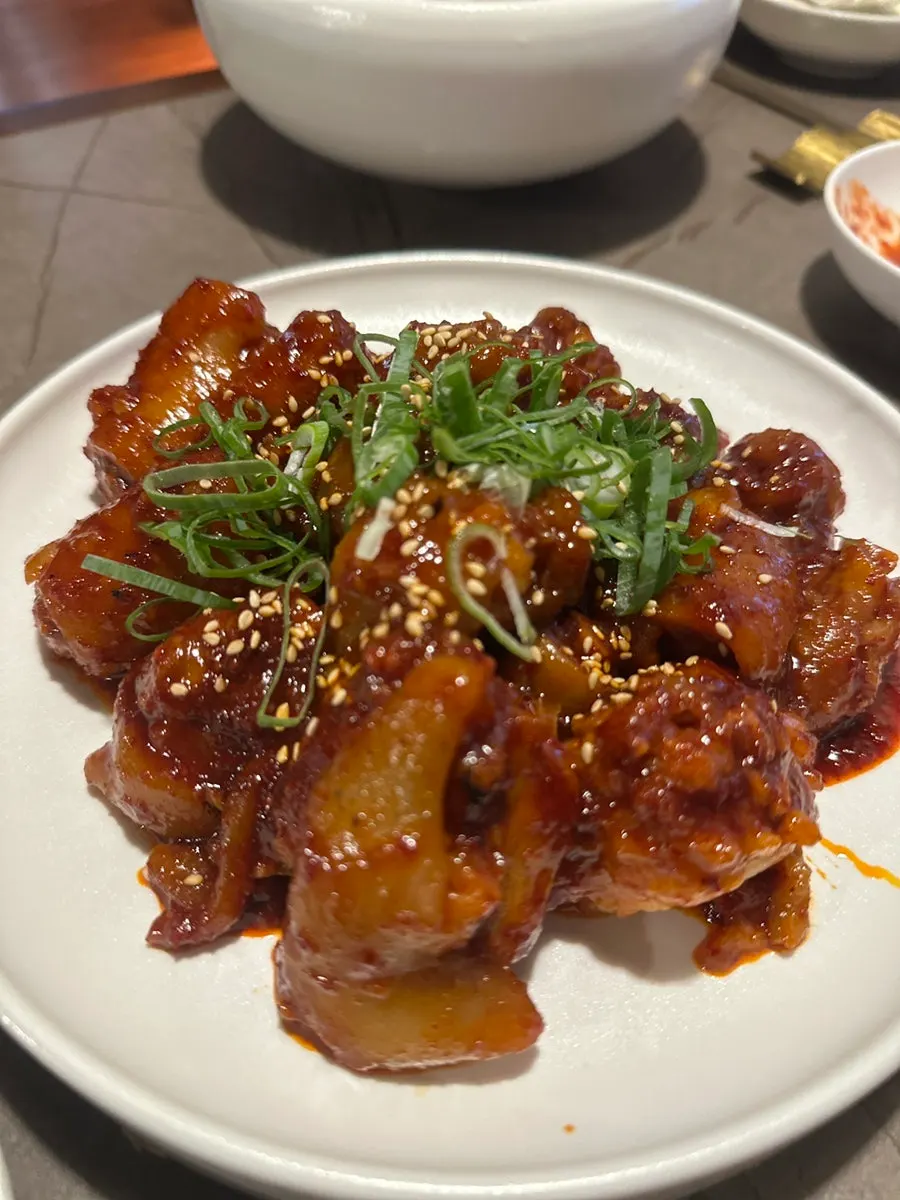 Gomtang filled with meat