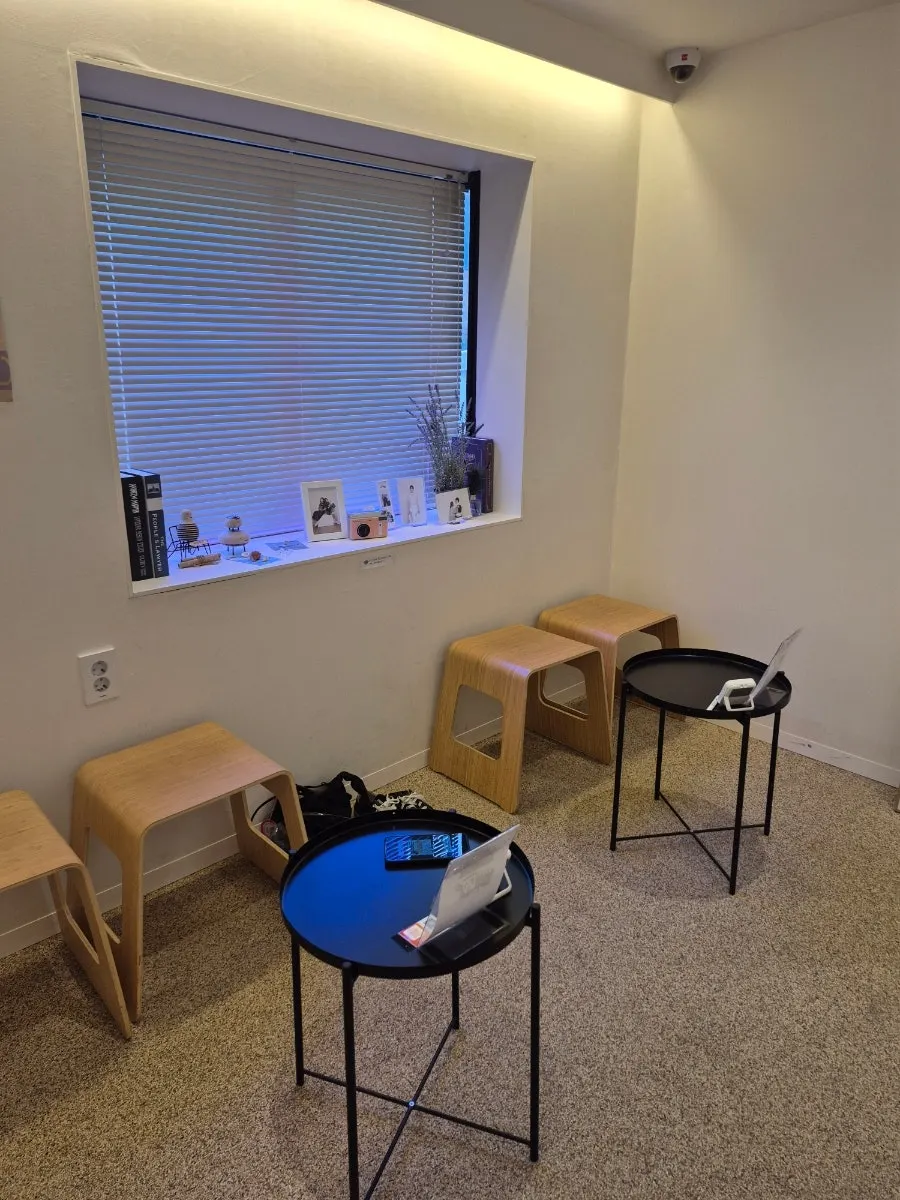 Lounge space for drinks and resting