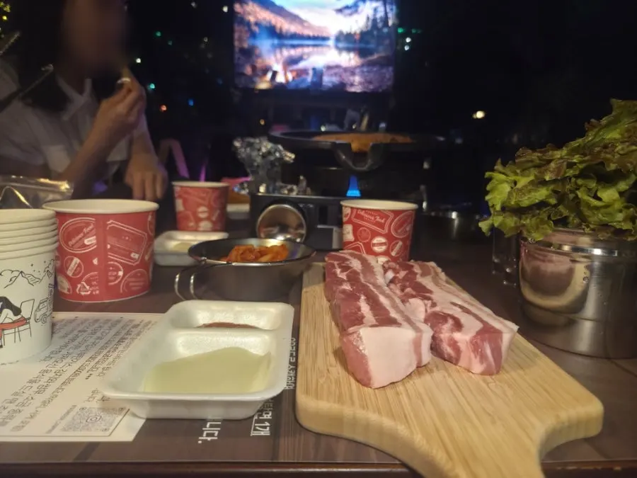 Camping-style meal prepared with Gwangjang Market bindaetteok