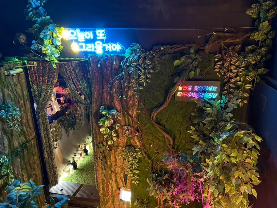 실내캠핑장 좌석 전경 가로 사진