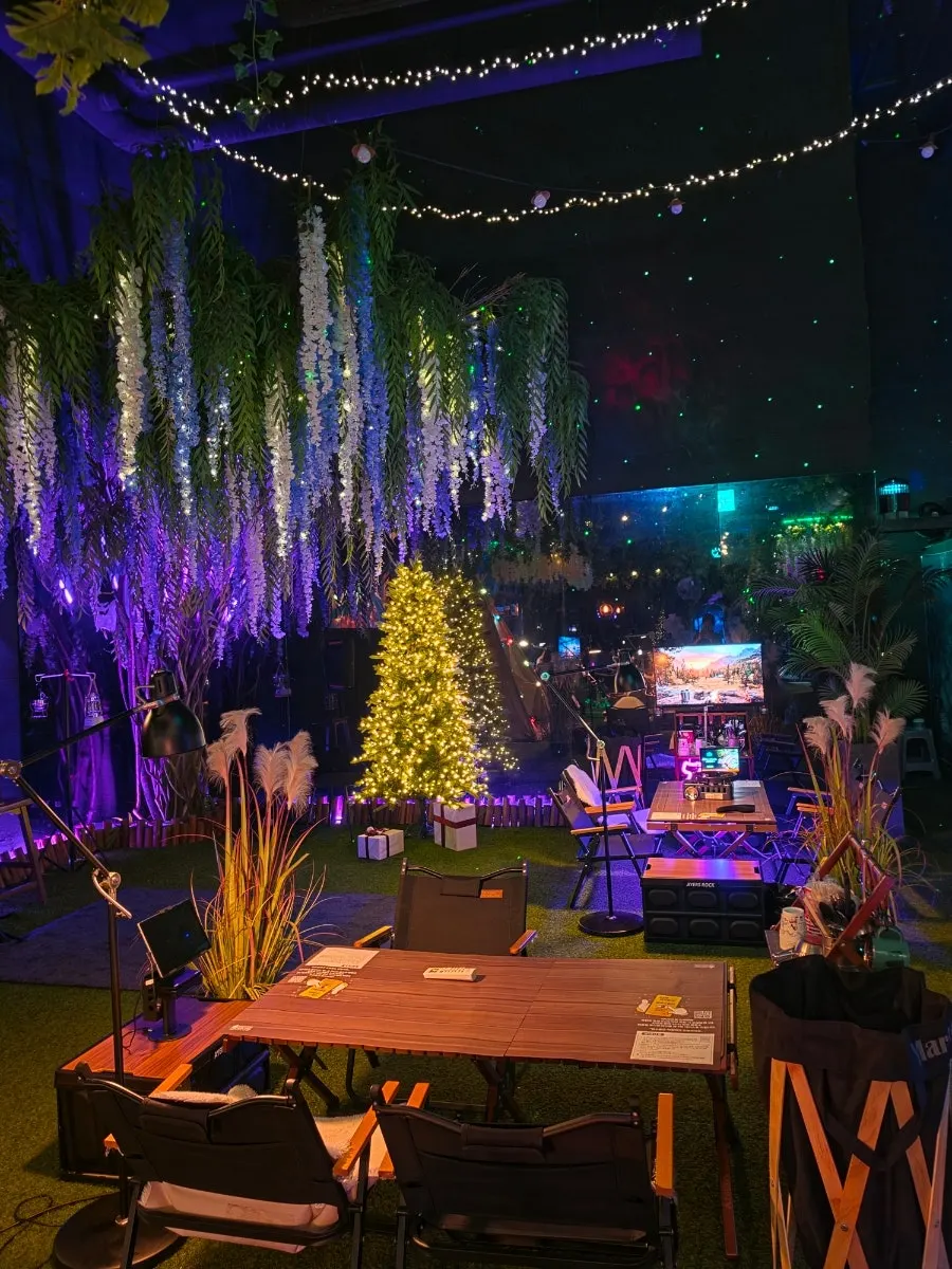 무료 노래방 시설이 있는 홍대 파티룸 공간