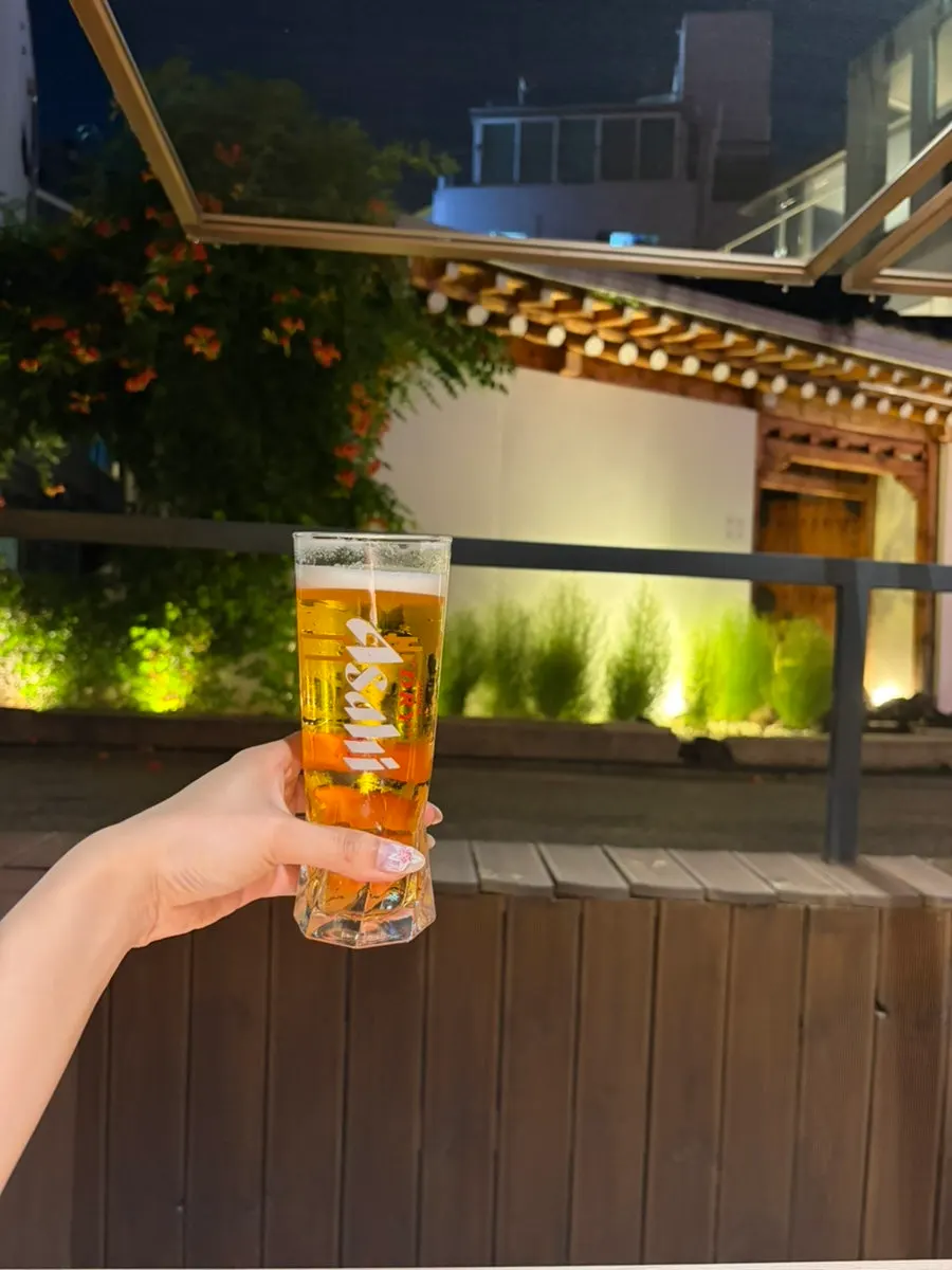 Outdoor bar counter table with draft beer